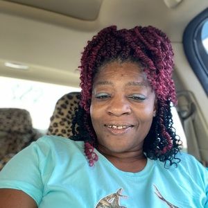 Meet your Posher, Shannon